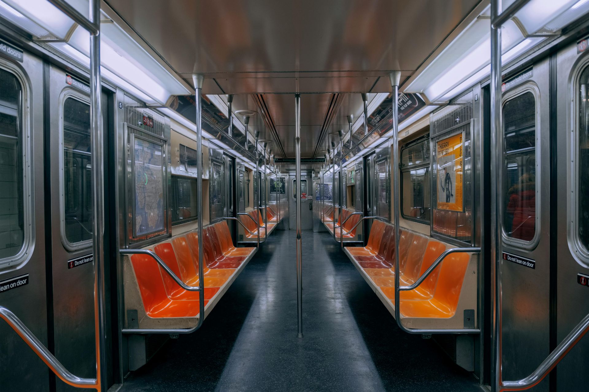 Cavour Metro Rome: how to reach all main monuments